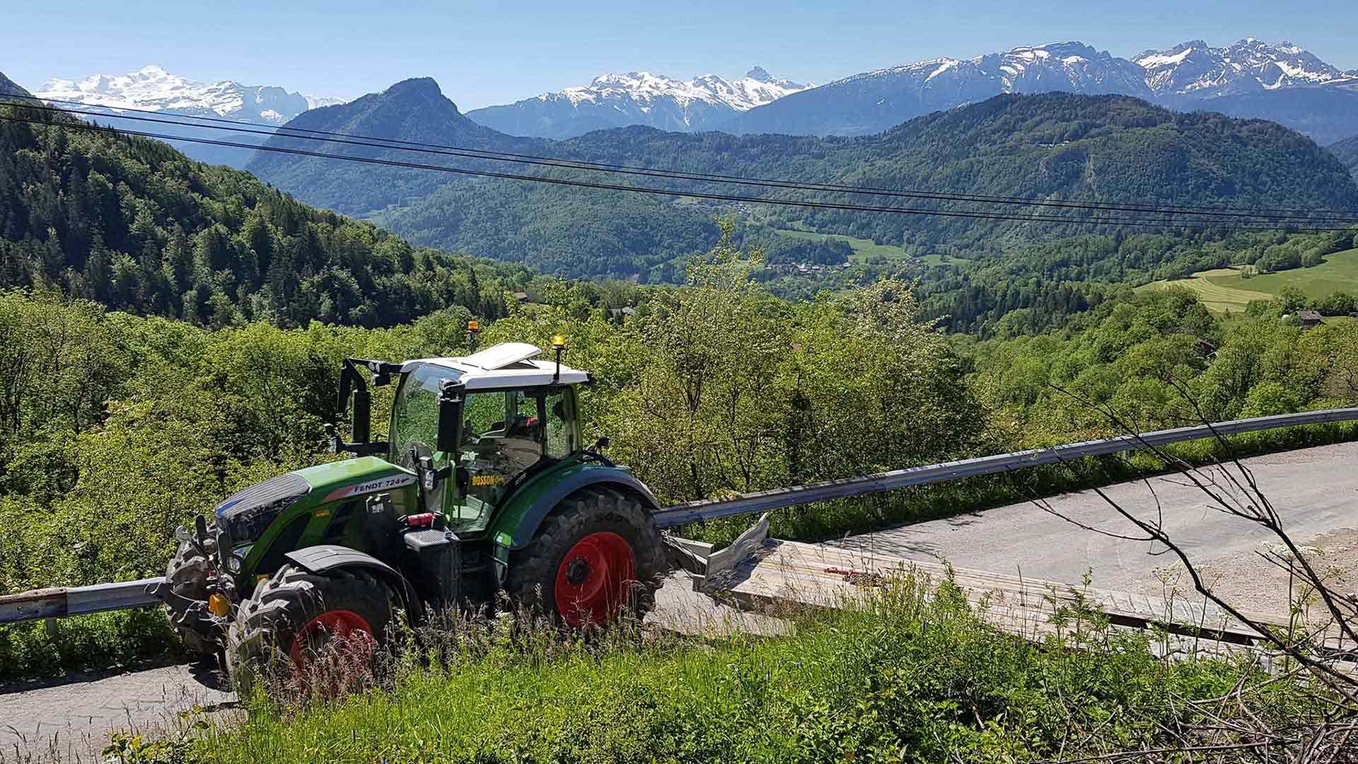 Tracteur Marjollet TP pour travaux agricoles en Haute-Savoie